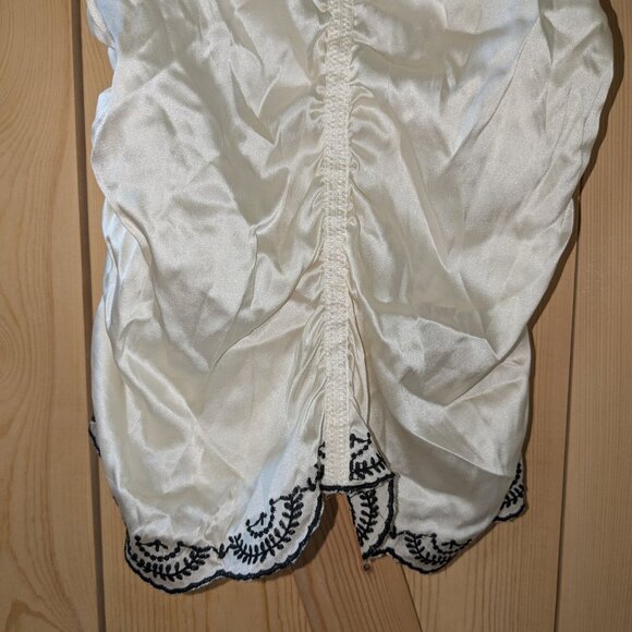Boston Proper Silk Camisole Size 8 Scalloped Hem Side Zip Close Embroidered - Picture 4 of 9